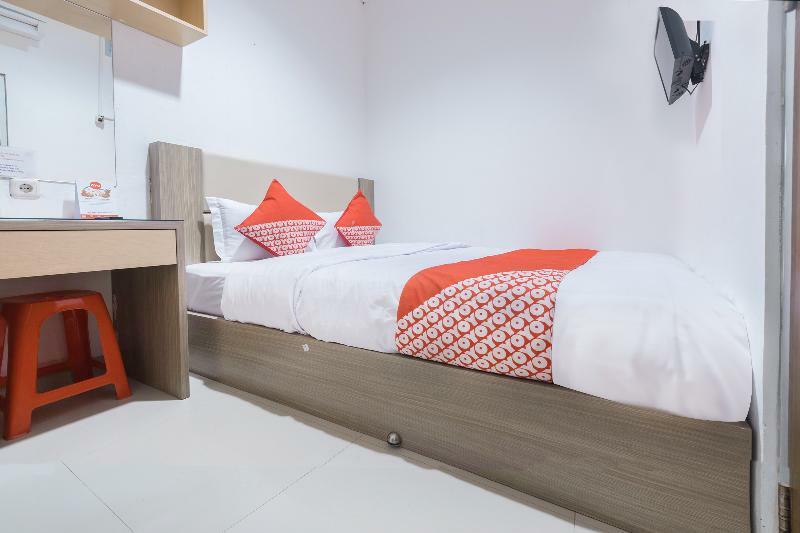 Oyo 345 Wynne Residence 雅加达 外观 照片
